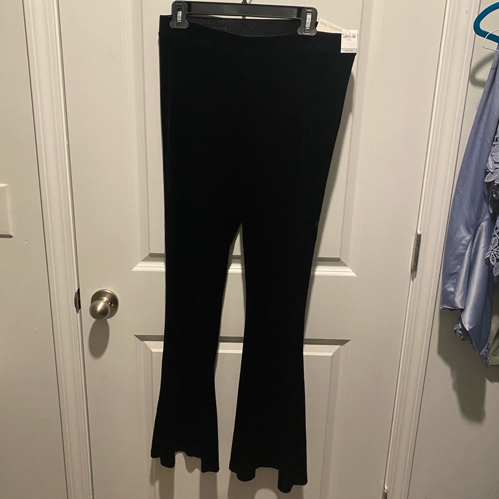 American Eagle Velvet Flare Leggings Pants NWT Size L